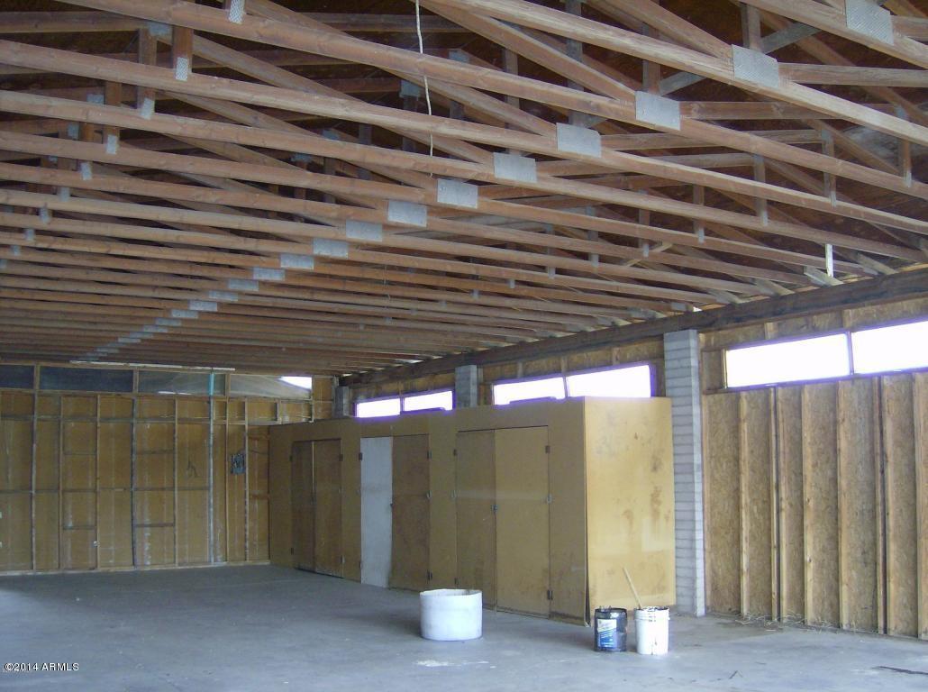 5033 S 2nd St., Phoenix, AZ 85040