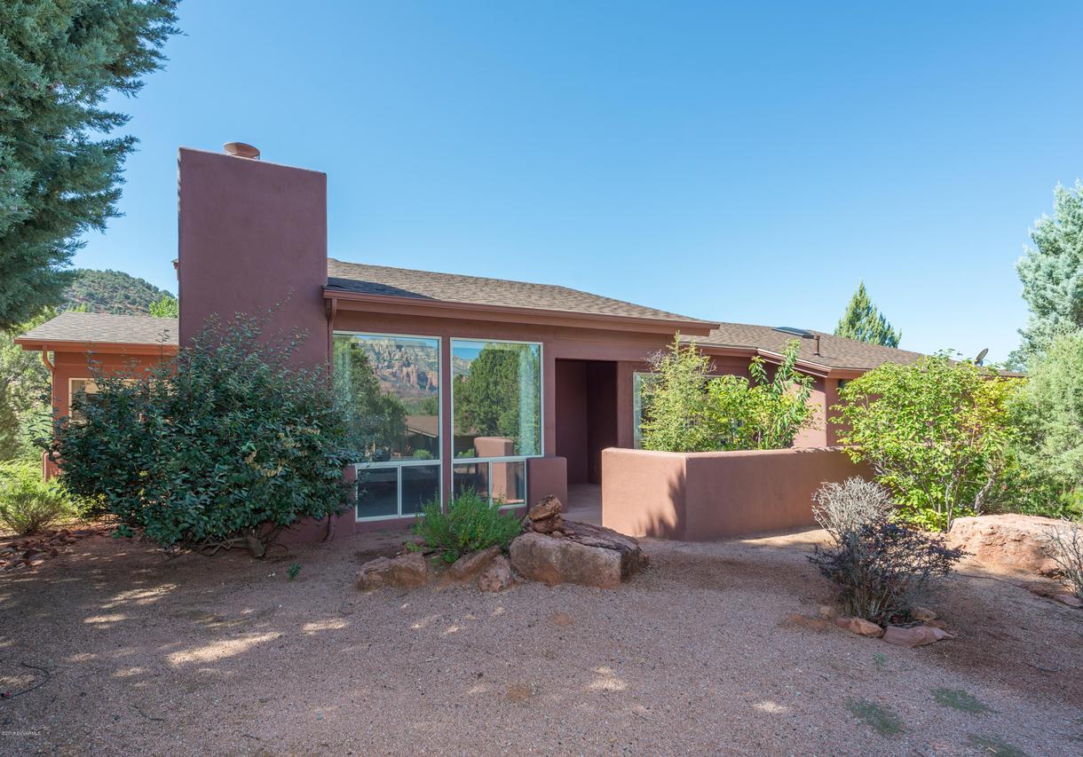 25 Montreal Rd., Sedona, AZ 86336