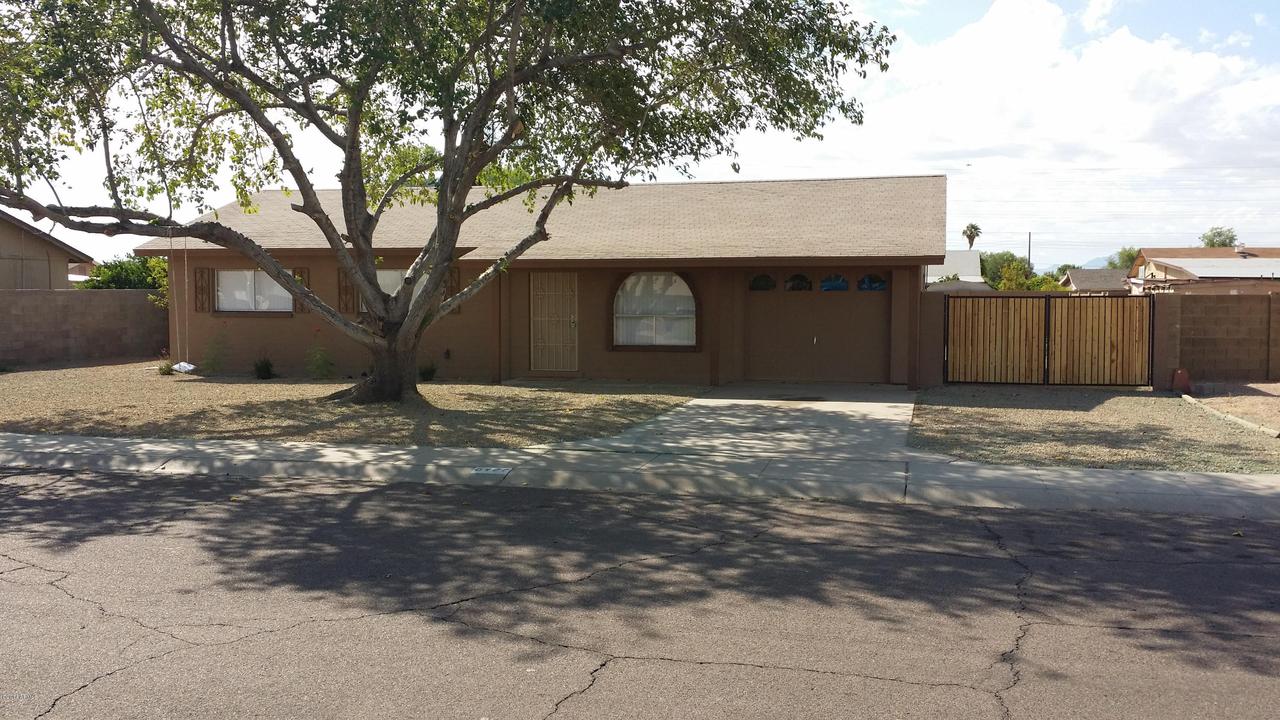 8427 W Echo Ln., Peoria, AZ 85345
