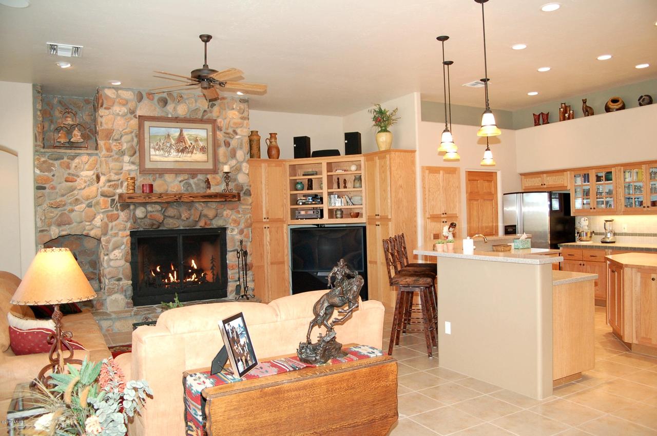 145 S Howard Ct., Wickenburg, AZ 85390