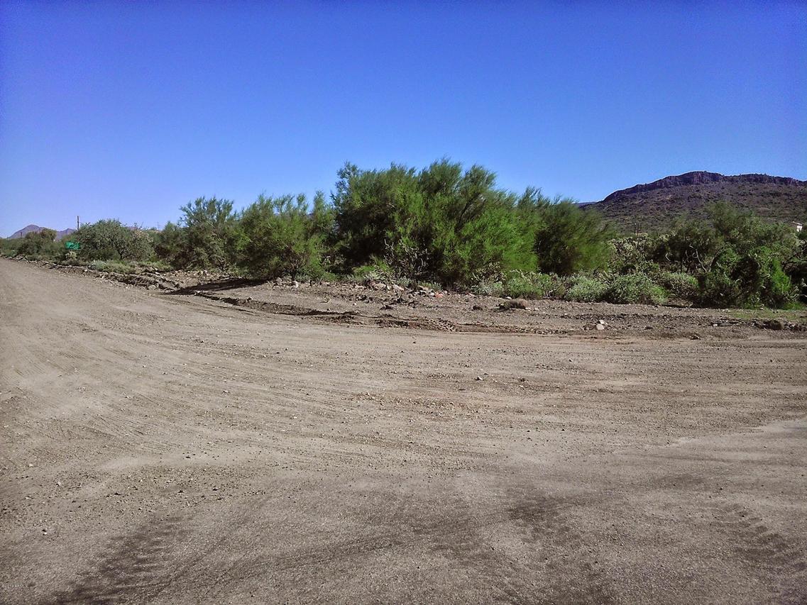 680 W Honda Bow Rd., New River, AZ 85087