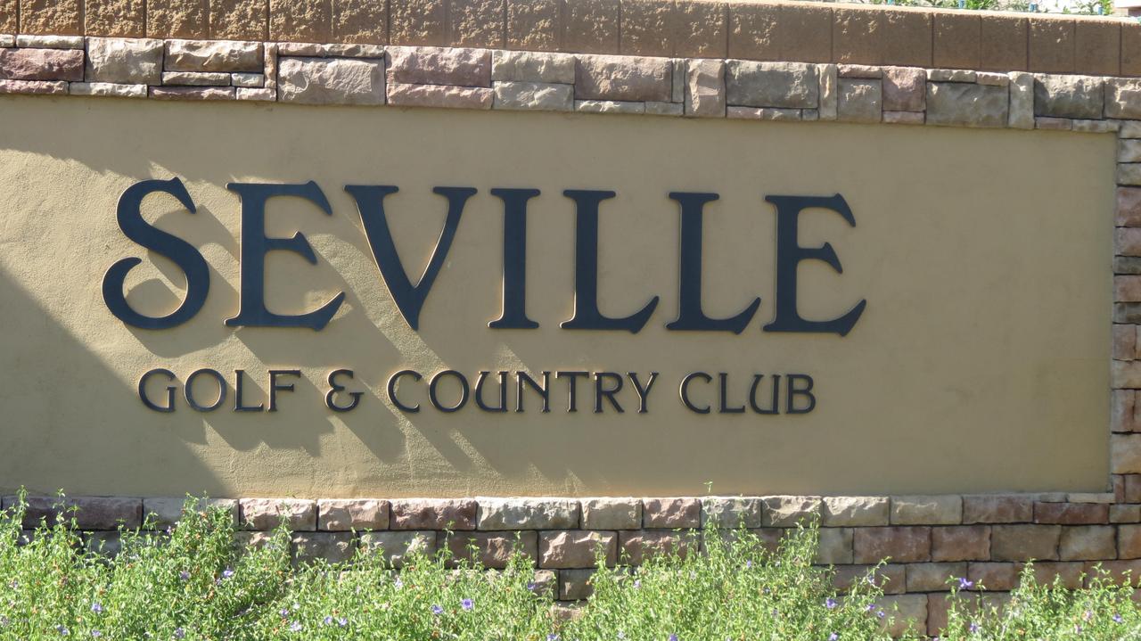 6670 S Constellation Way, Gilbert, AZ 85298