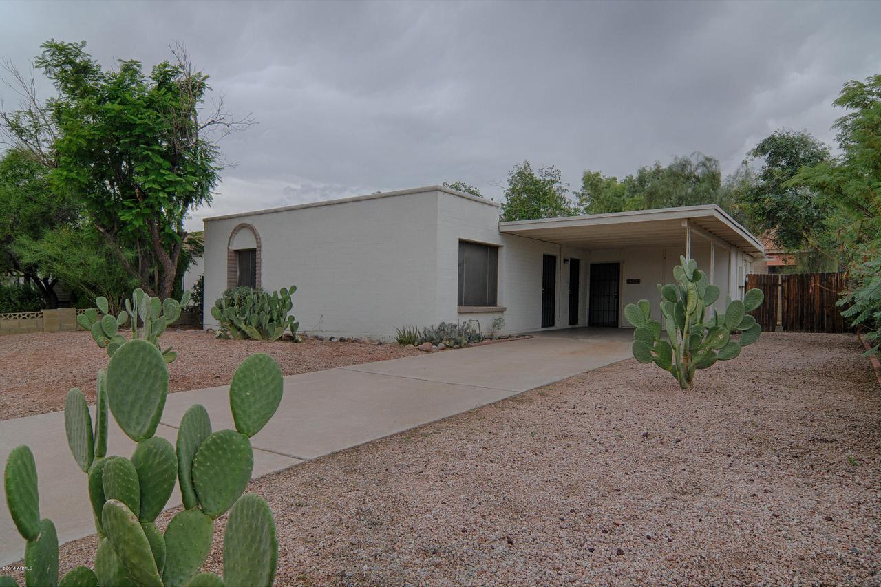 2342 E Pebble Beach Dr., Tempe, AZ 85282