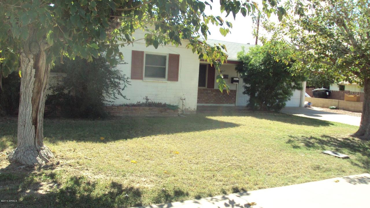 8207 E Meadowbrook Ave., Scottsdale, AZ 85251