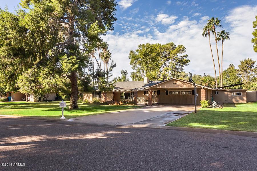 8042 N 14th Ave., Phoenix, AZ 85021