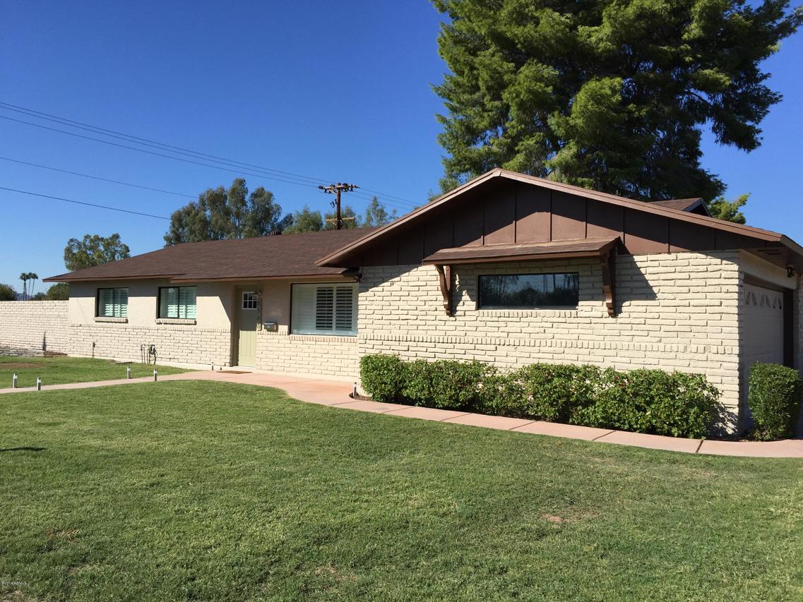 8560 E Camelback Rd., Scottsdale, AZ 85251