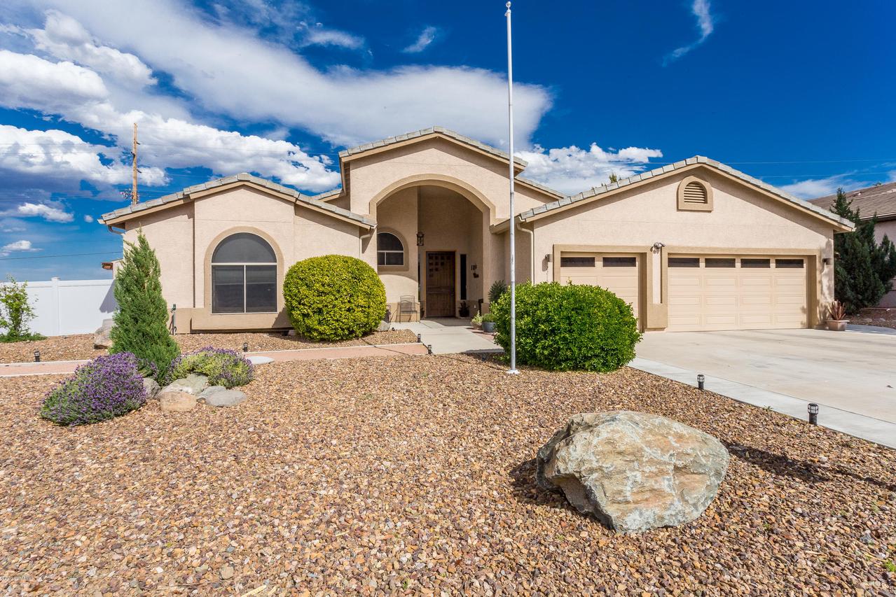 2215 Austin Way, Clarkdale, AZ 86324