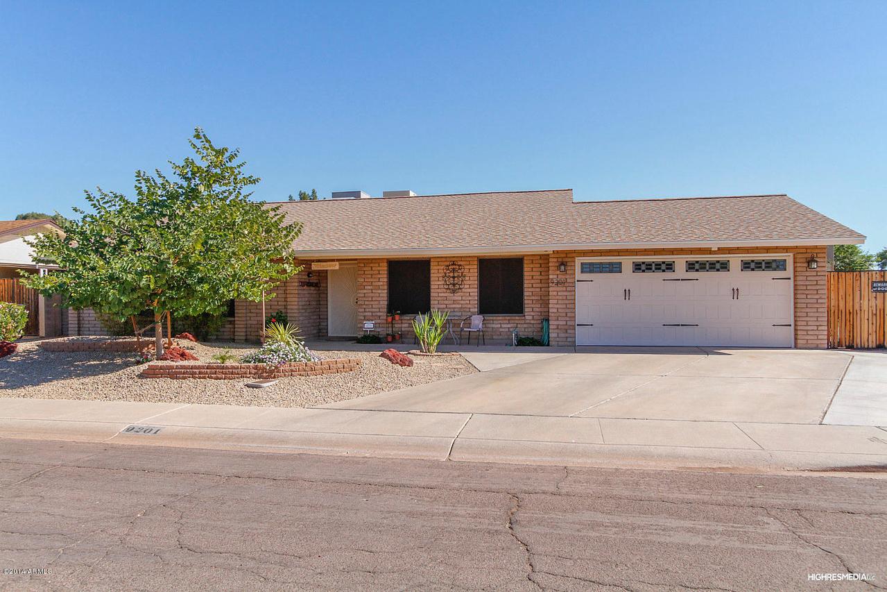 9201 N 58th Dr., Glendale, AZ 85302