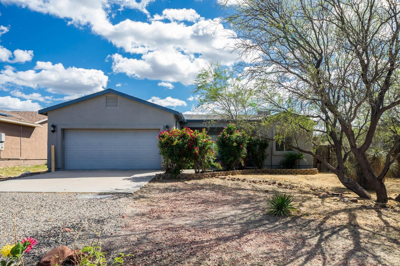 5735 N Towers Dr., Rimrock, AZ 86335