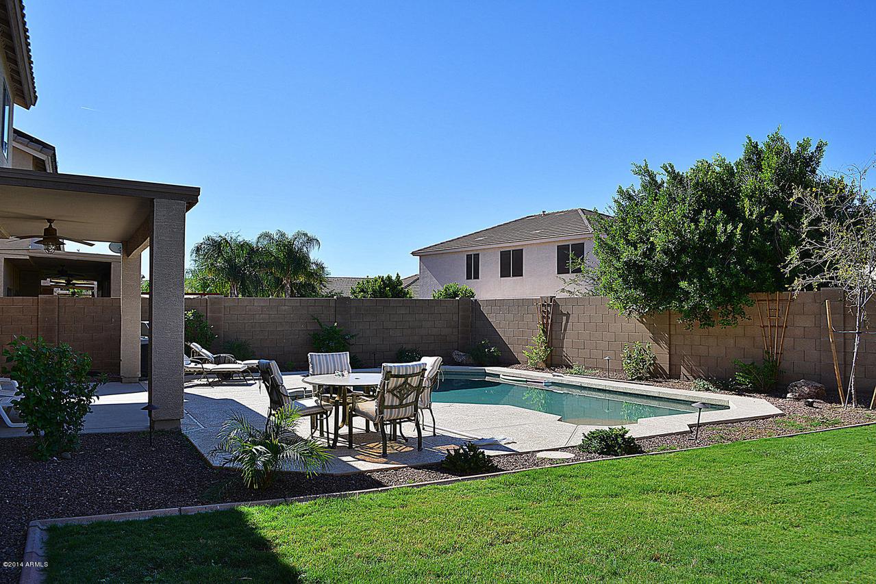 26126 N 68th Ave., Peoria, AZ 85383