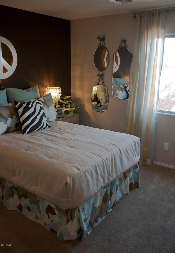 2272 E Galileo Dr., Gilbert, AZ 85298