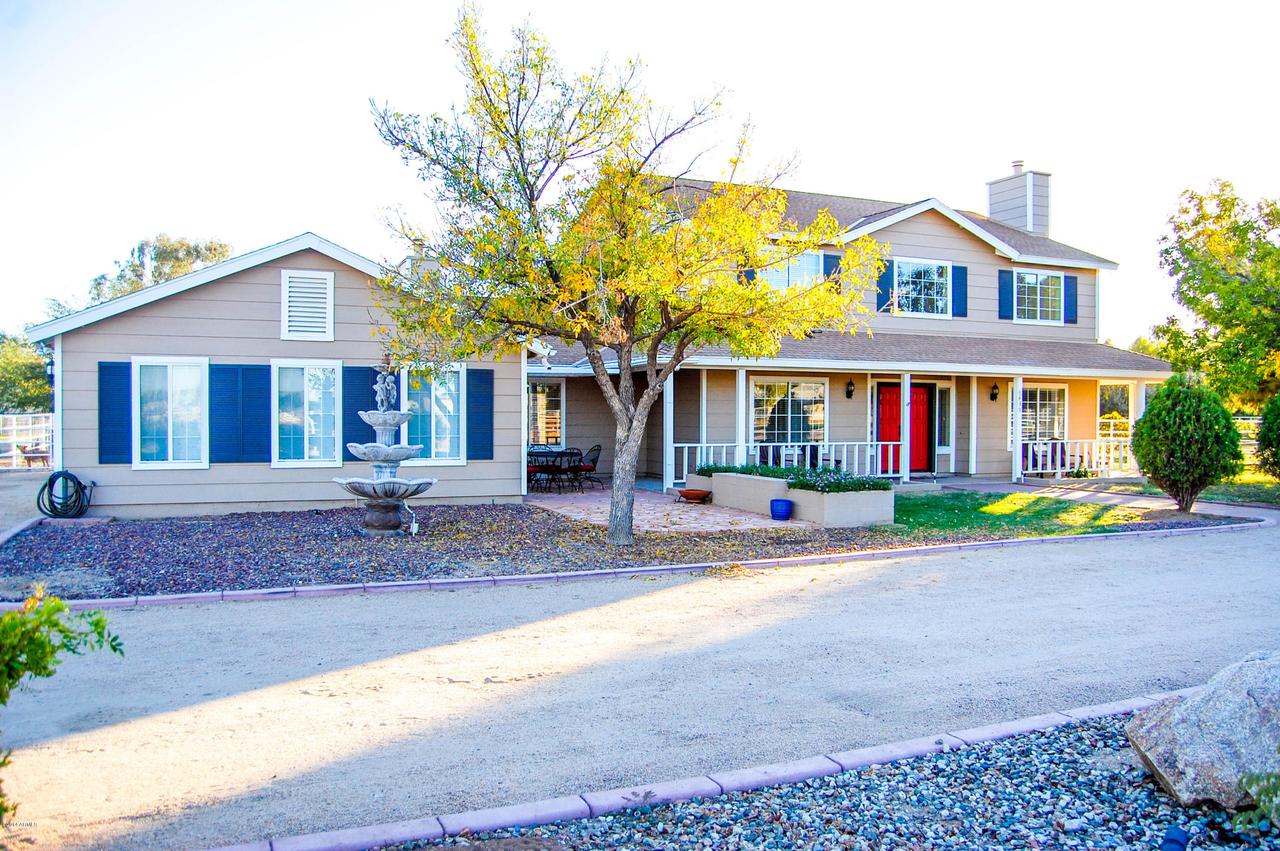 7439 N 175th Ave., Waddell, AZ 85355