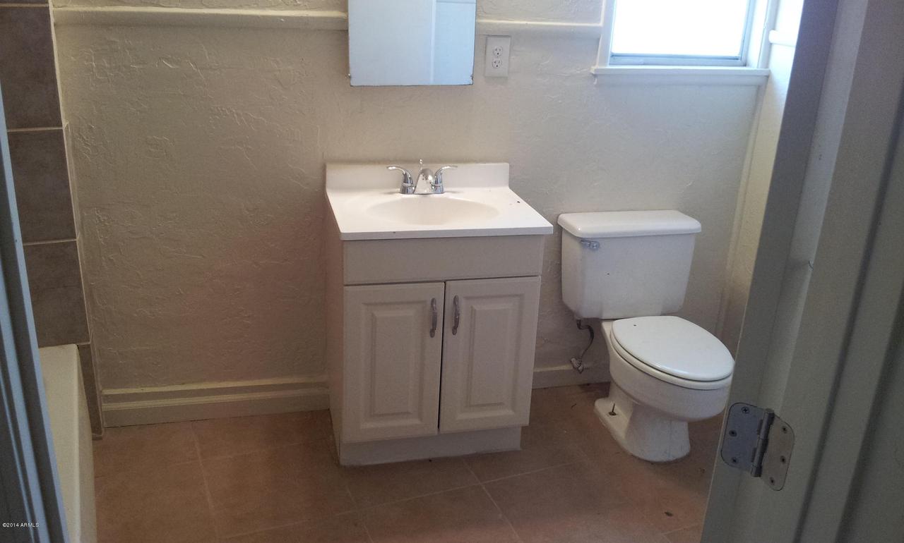 3740 E Fillmore St., Phoenix, AZ 85008