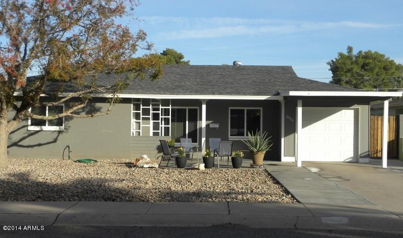 2024 E Mitchell Dr., Phoenix, AZ 85016