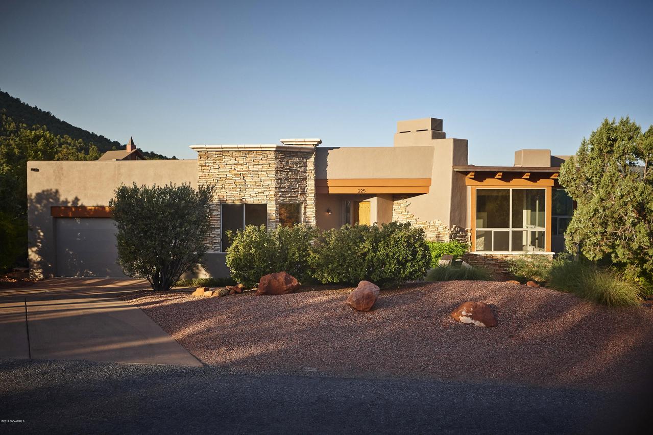 225 Panorama Blvd., Sedona, AZ 86336