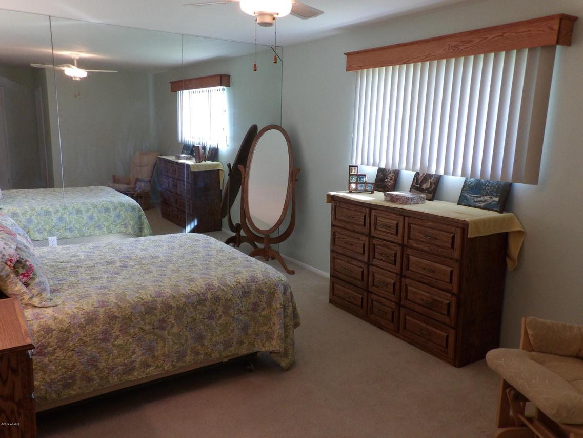 10215 N 105th Dr., Sun City, AZ 85351
