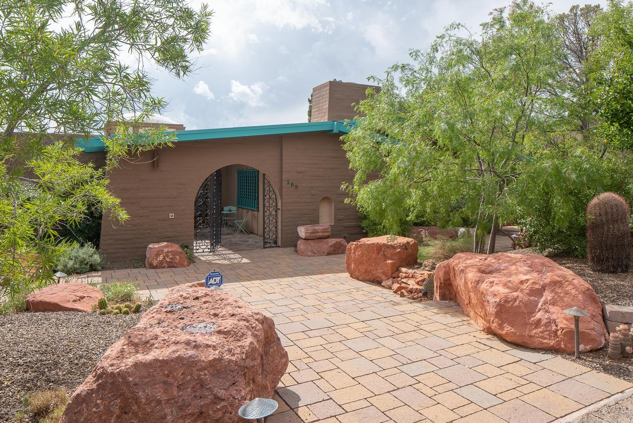 165 Ridge Rd., Sedona, AZ 86336