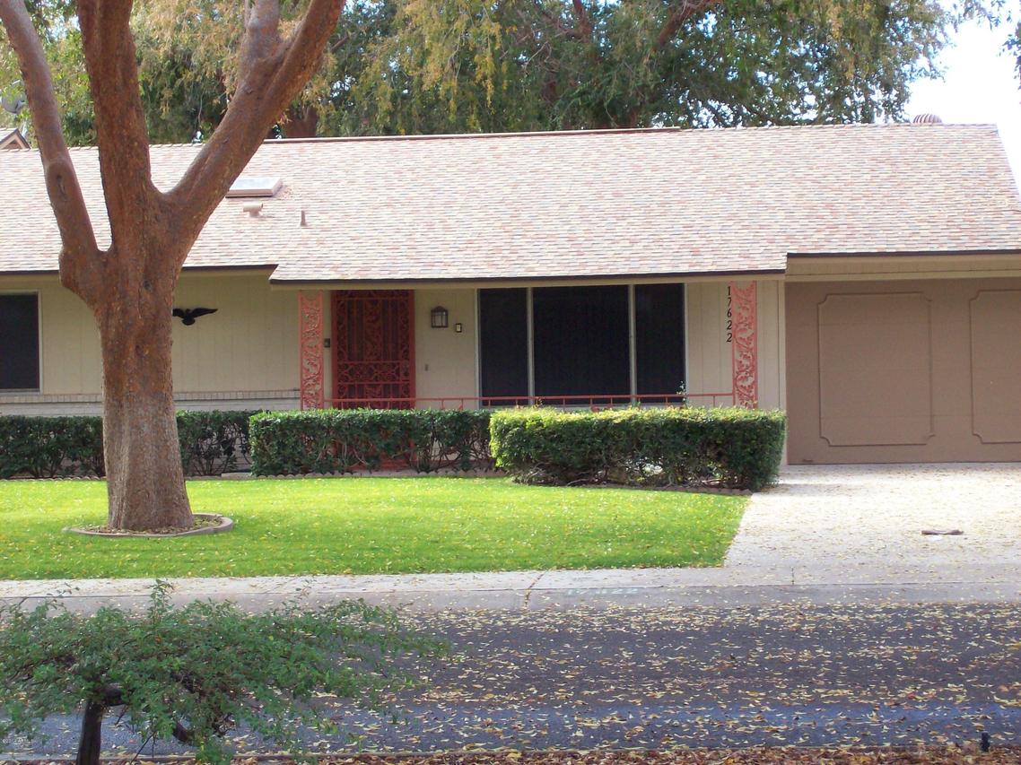 17622 N 105th Ave., Sun City, AZ 85373