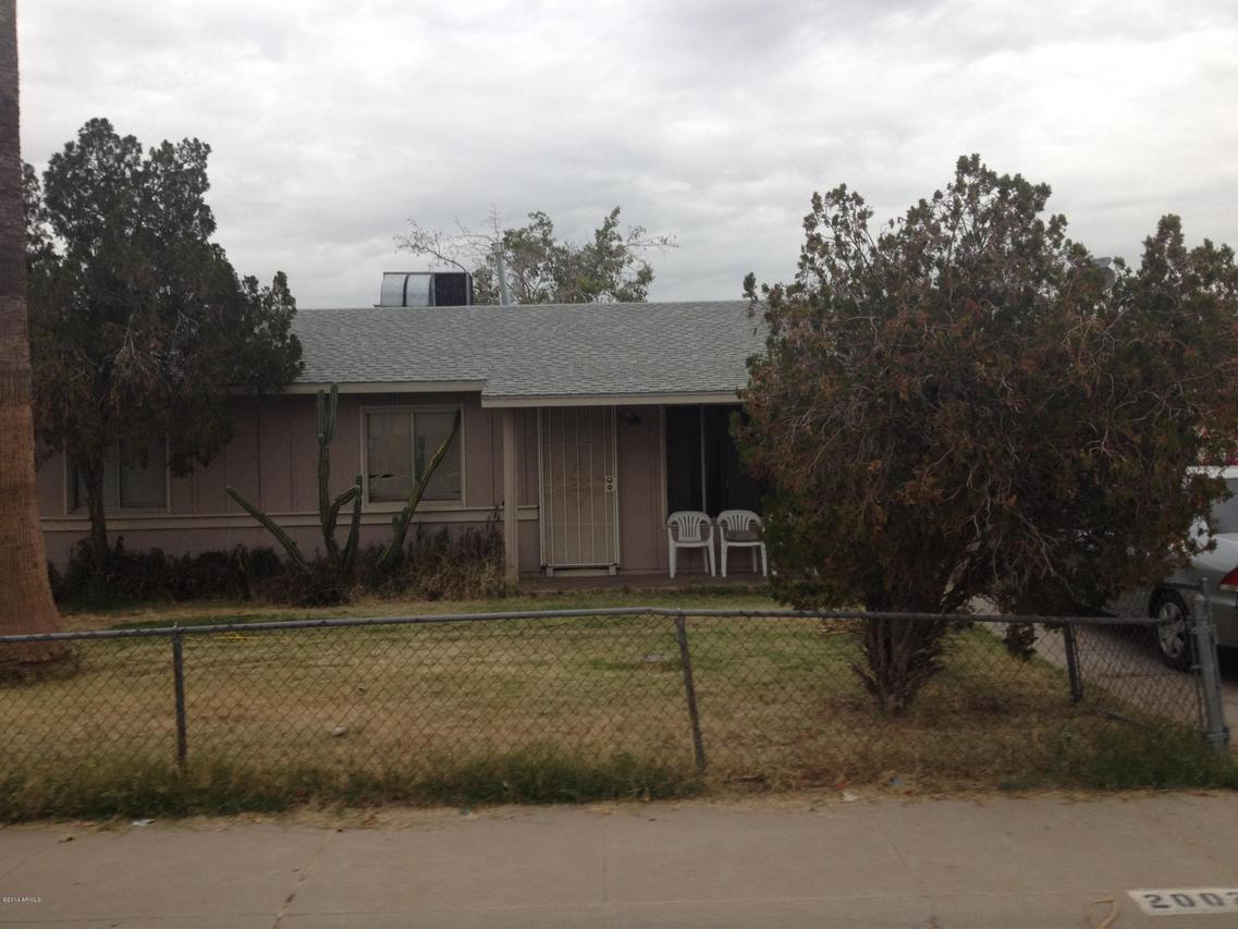 2002 W Mobile Ln., Phoenix, AZ 85041