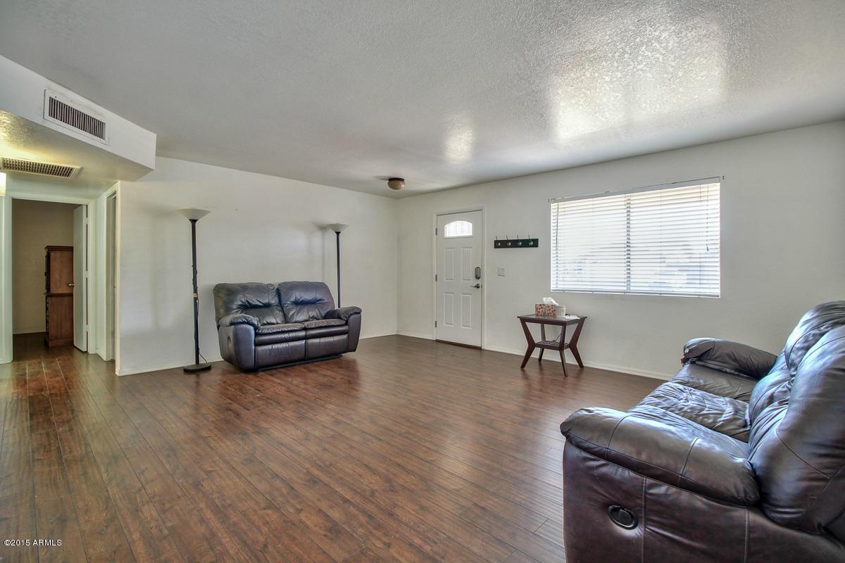 3026 E Des Moines St., Mesa, AZ 85213