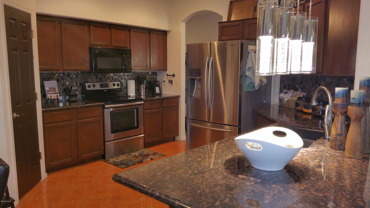 7151 W Kings Ave., Peoria, AZ 85382