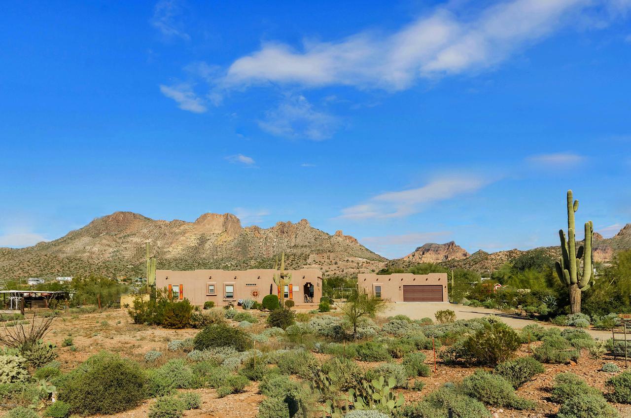 674 W Kaniksu St., Apache Junction, AZ 85120