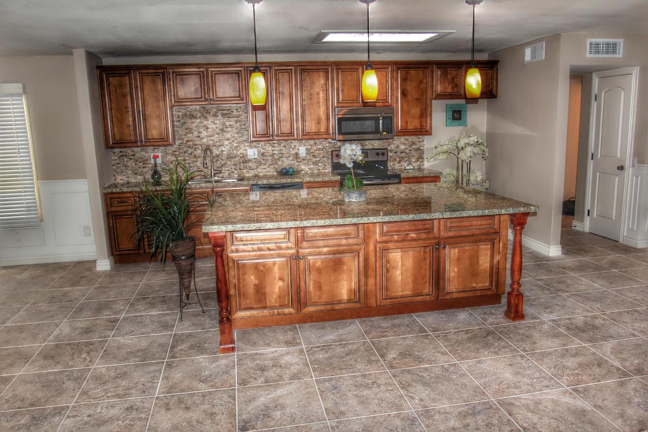 9626 W Country Club Dr., Sun City, AZ 85373