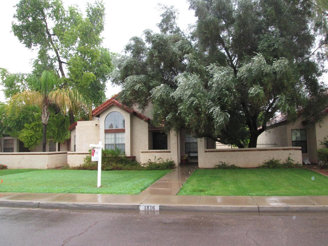 1816 E Velvet Dr., Tempe, AZ 85284