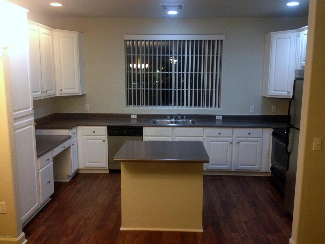 4455 E Paradise Village Pkwy. #1078, Phoenix, AZ 85032