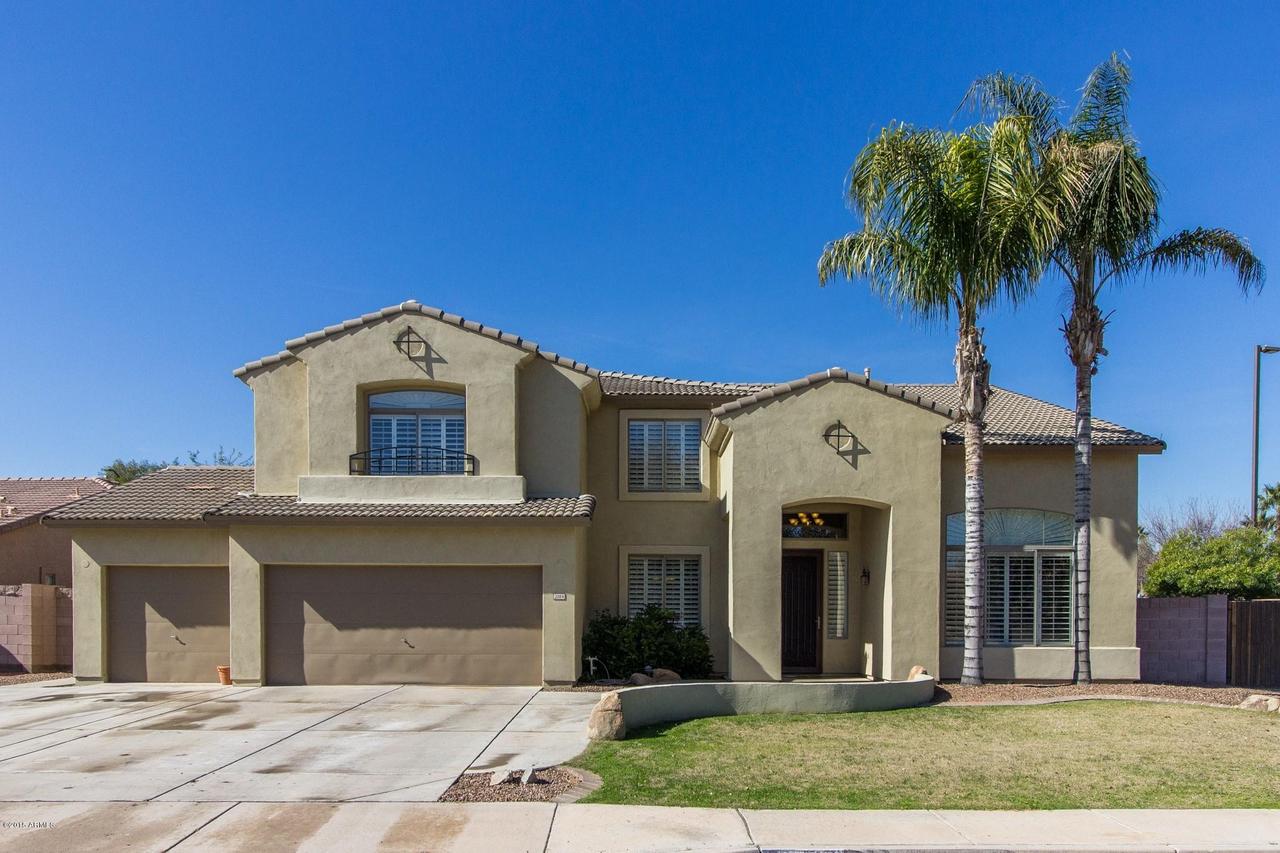 2084 S Stuart Ave., Gilbert, AZ 85295