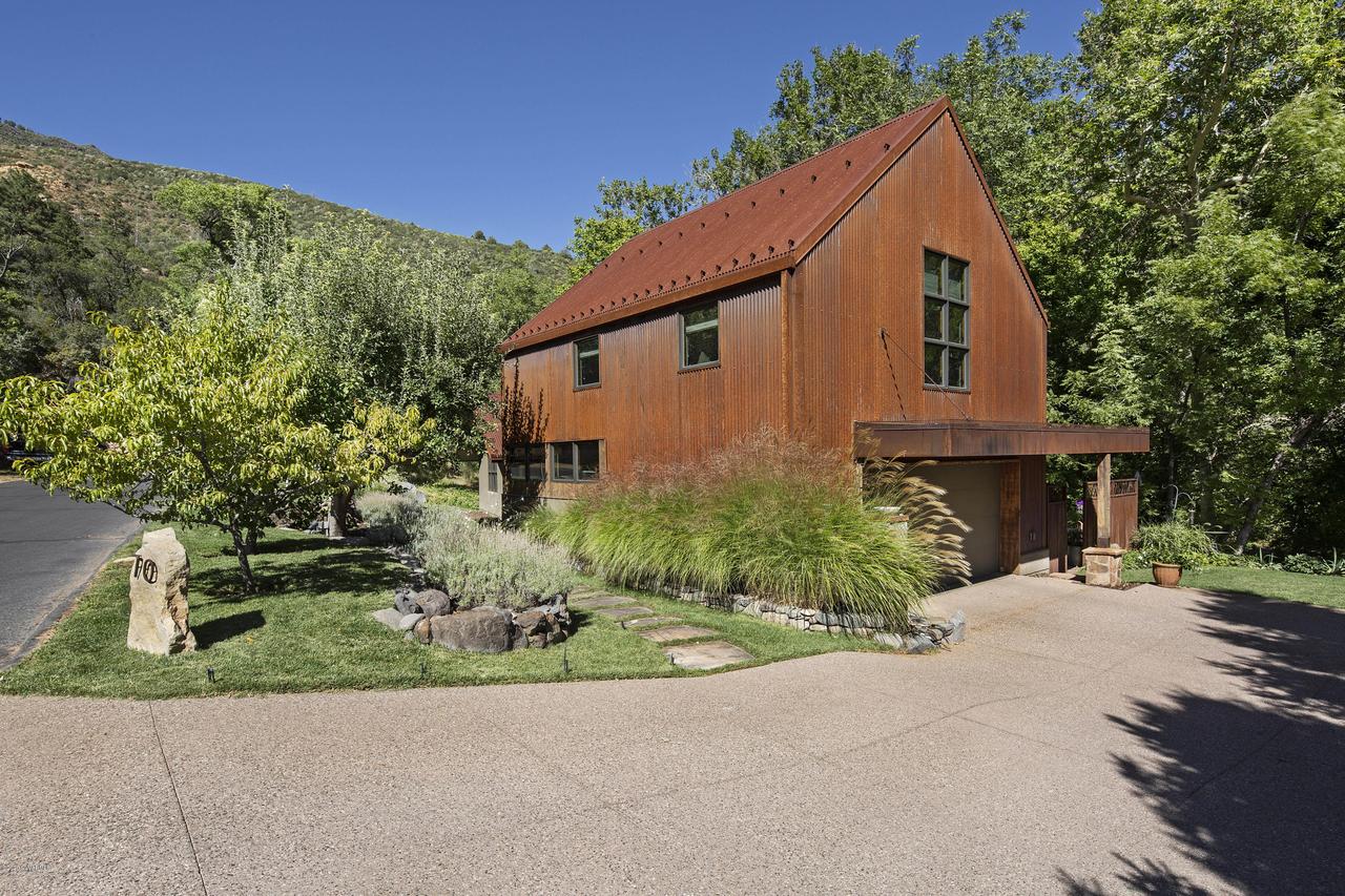 70 Junipine Cir., Sedona, AZ 86336