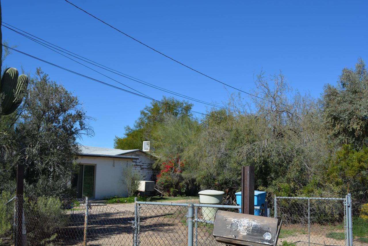 22427 N 30th Ave., Phoenix, AZ 85027