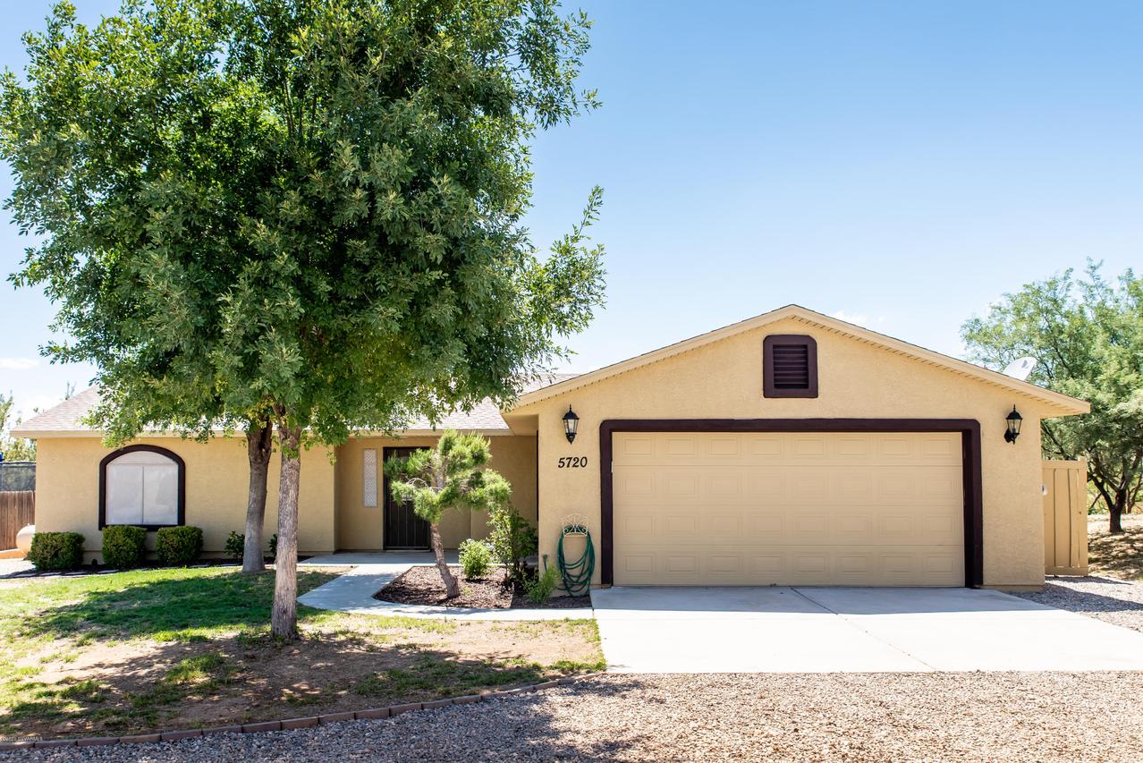 5720 N Debbie Ln., Rimrock, AZ 86335