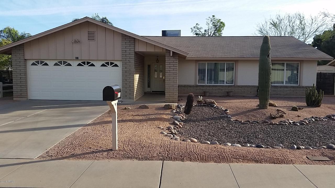 217 E Fleet Dr., Tempe, AZ 85283