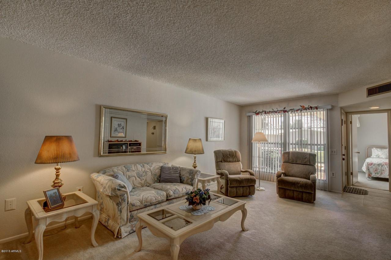 10585 W Palmeras Dr. #B, Sun City, AZ 85373