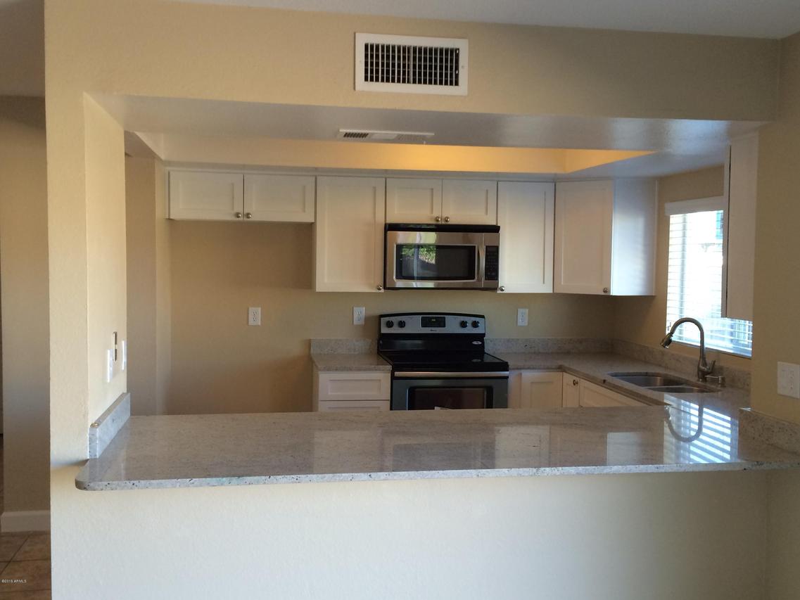 6034 W Carol Ann Way, Glendale, AZ 85306