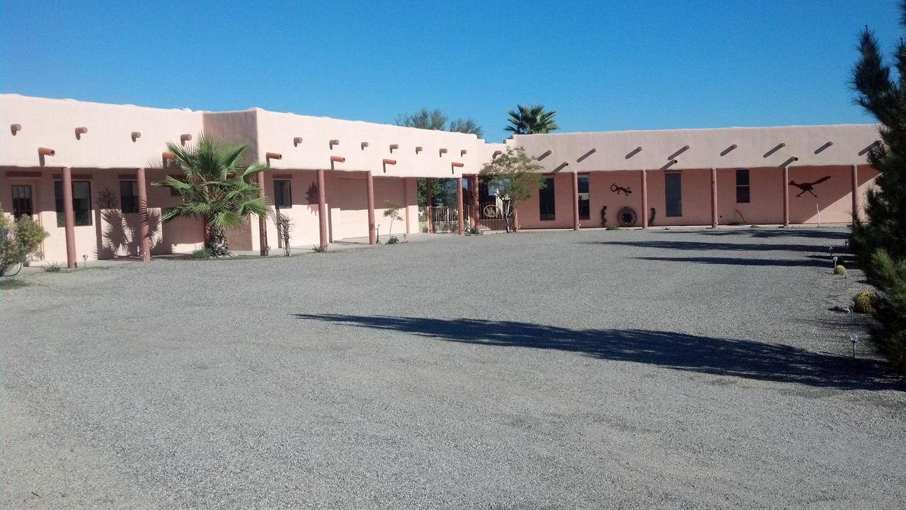 33020 W Homestead Dr., Wickenburg, AZ 85390