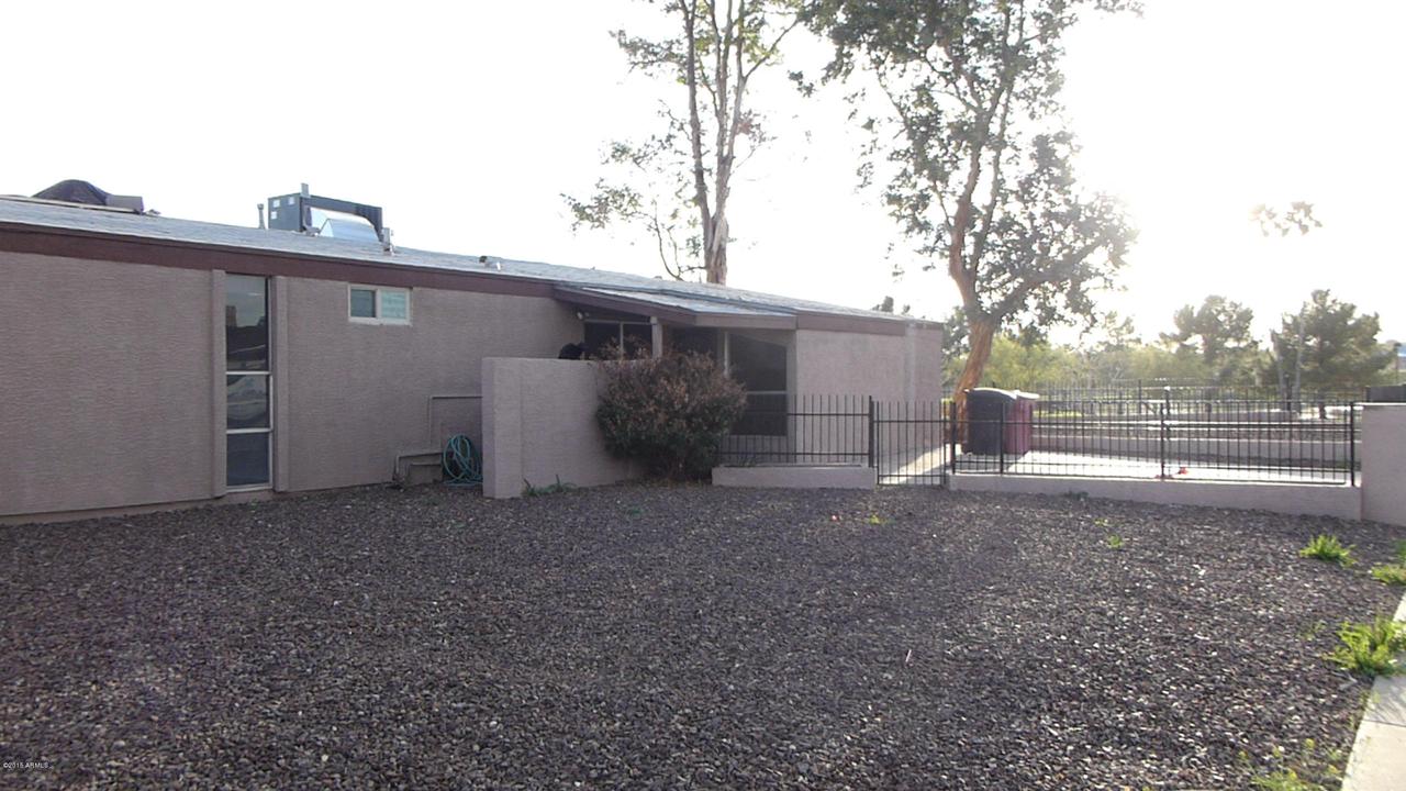 7701 E Mckinley St., Scottsdale, AZ 85257