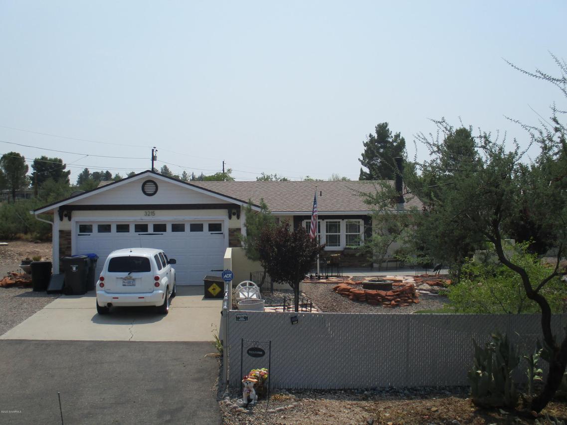 3215 E Saddlebag Cir., Rimrock, AZ 86335