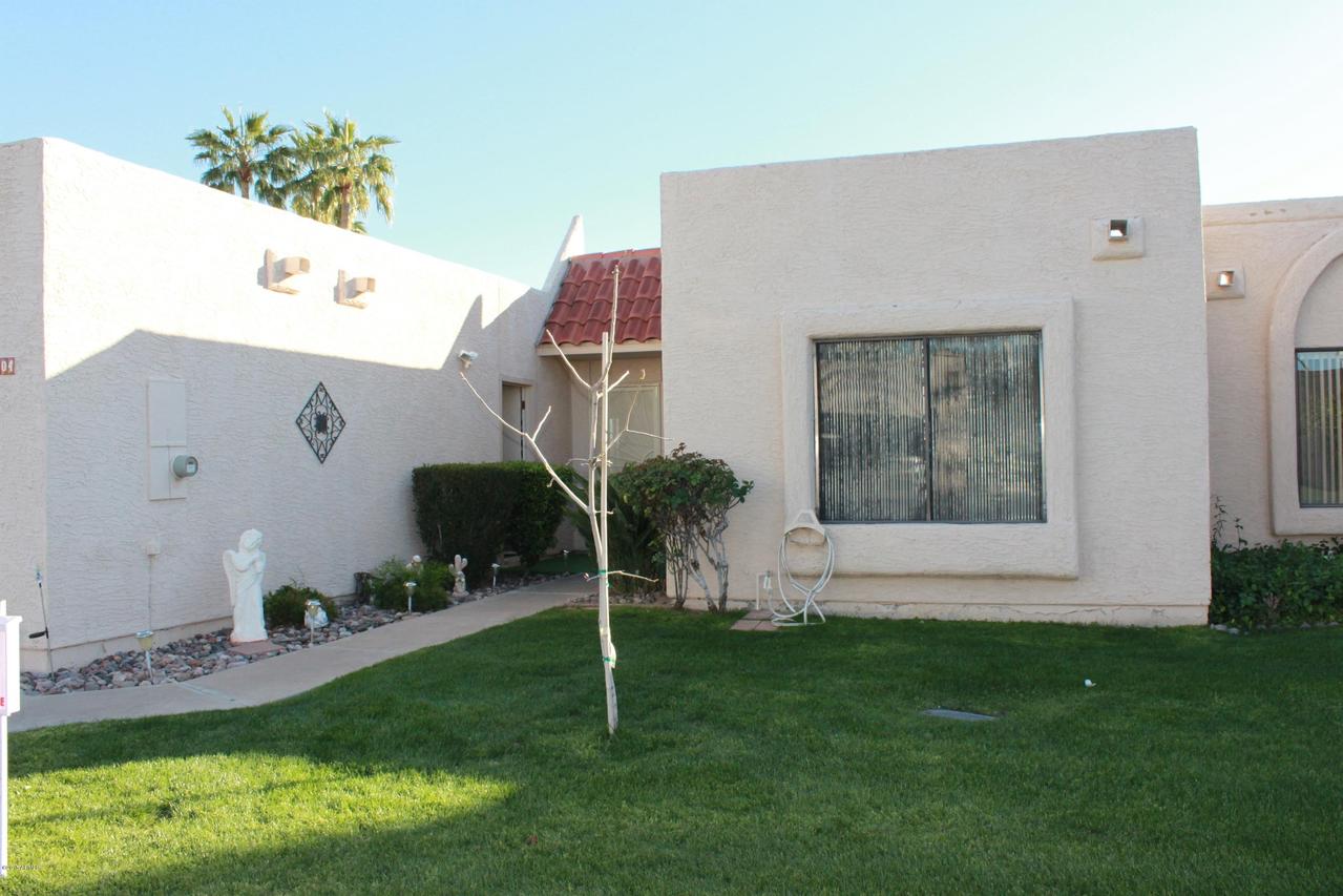 704 S Arrowwood Way, Mesa, AZ 85208