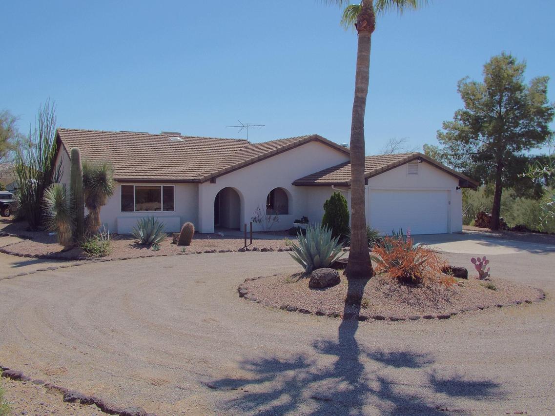 1945 Diamondback Dr., Wickenburg, AZ 85390