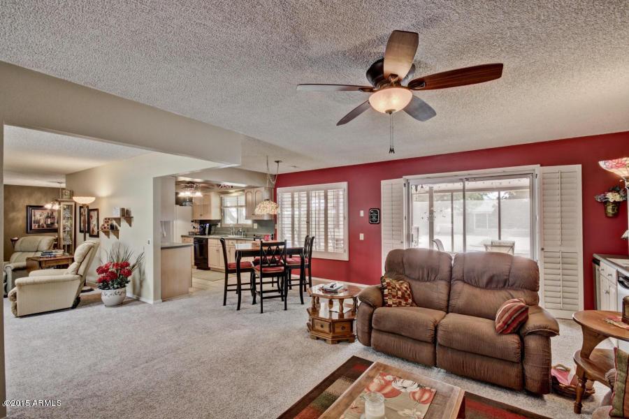 9437 W Garnette Dr., Sun City, AZ 85373