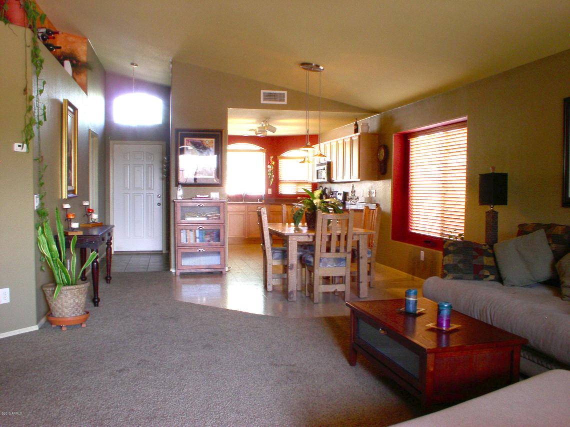 2215 W Mark Ln., Phoenix, AZ 85085