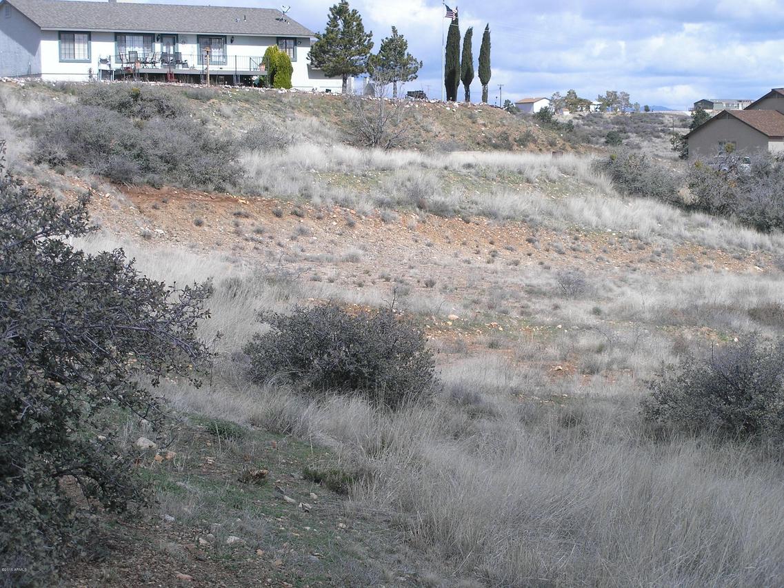 18300 S Spoon Rd. #141, Peeples Valley, AZ 86332