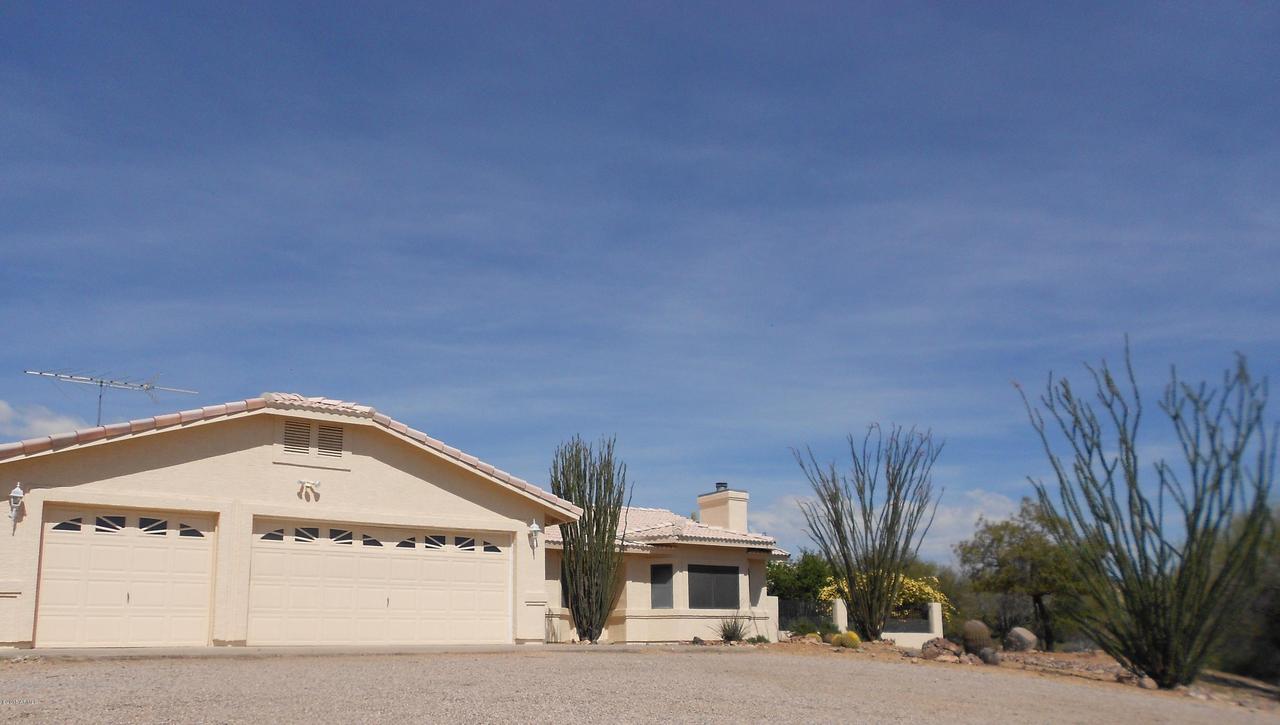 32910 Homestead Dr., Wickenburg, AZ 85390