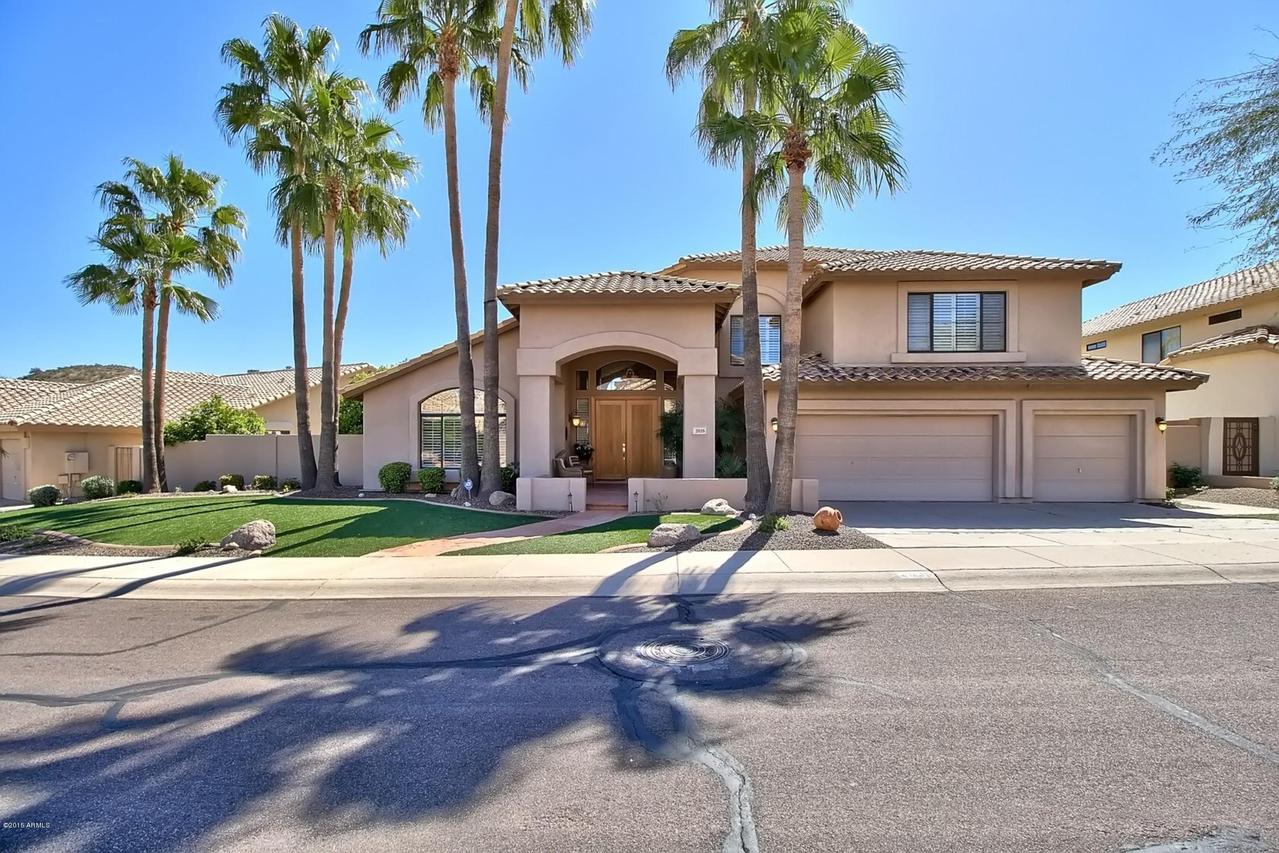 2035 E Cathedral Rock Dr., Phoenix, AZ 85048