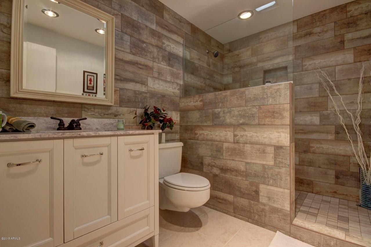 20021 N 106th Ave., Sun City, AZ 85373