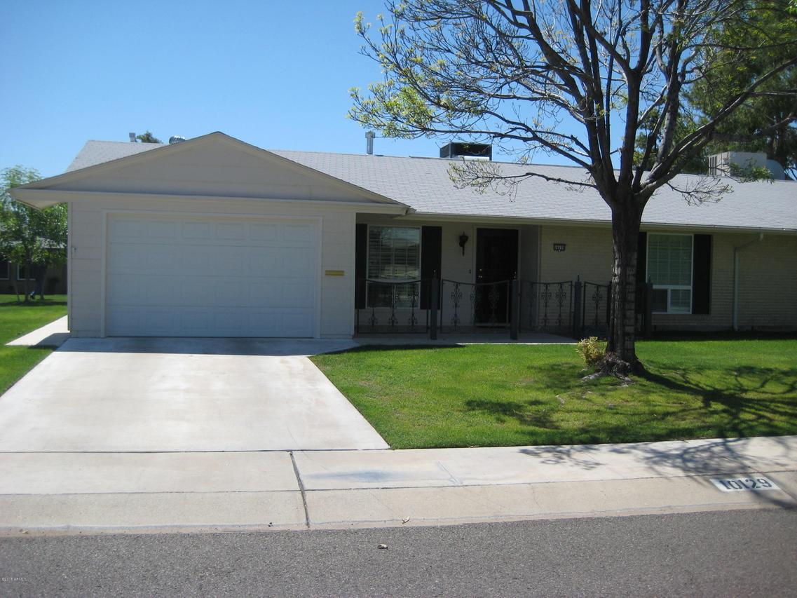 10129 W Candlewood Dr., Sun City, AZ 85351
