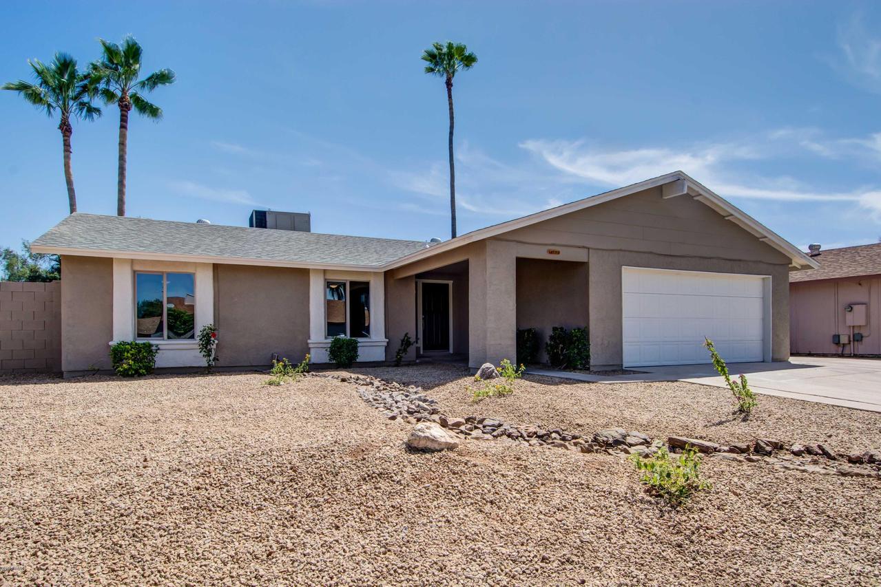 417 W Barrow Dr., Chandler, AZ 85225