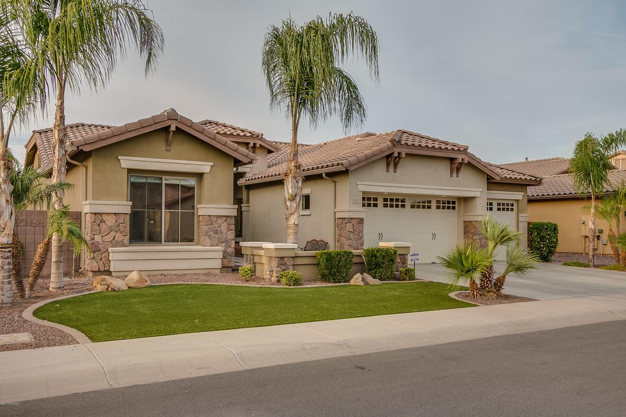1452 E Prescott Pl., Chandler, AZ 85249